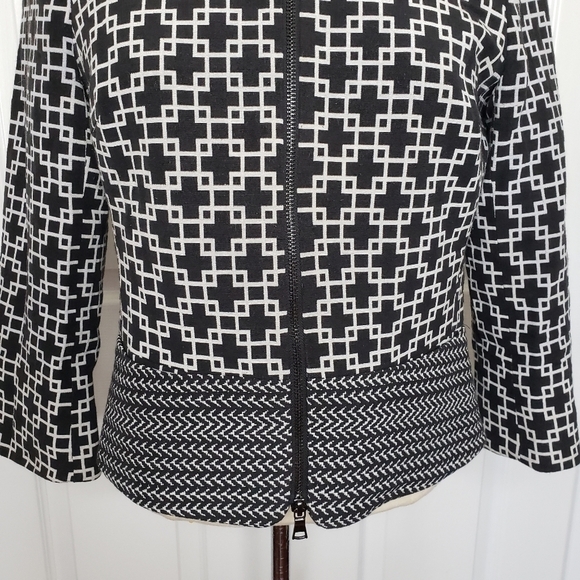 Saks Fifth Avenue Black Label Black White Geometric 2 Way Zip Jacket 4 - Picture 3 of 15